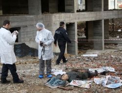 Beşikdüzü’nde İnşaattan Düşen İşçi Öldü (1)