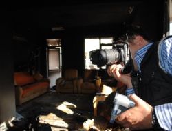 Yanan Evde Anne Ve 2 Çocuğu Son Anda Kurtarıldı