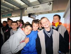 Köy Çocukları İlk Defa Metro Ve Vapura Bindirildi