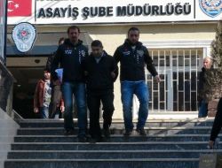 Banka aracını zam yapılmadığı için soymuş