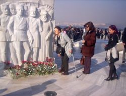 Balbay İçin 'Bin Karanfil" Eylemi