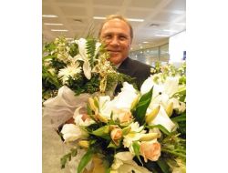 Thy Pilotu Mesleğe, ‘büyükbaba Oskarı’ İle Veda Etti