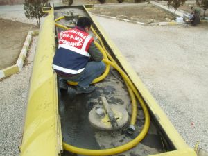 Diyarbakır'da 25 Ton Kaçak Motorin