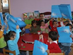 Thy Siirt Şubesi Okuma Salonu Öğrencilerine Kırtasiye Yardımı Yaptı