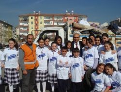 Bilinçli Gençler Depremzedeleri Unutmadı