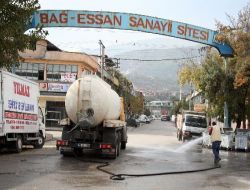 Belediye, Sanayi Sitelerinde Temizlik Yapıyor