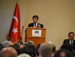 Davutoğlu: Türkiye, Neonazi Kurbanlarının Ailelerini Kimseye Muhtaç Etmeyecek
