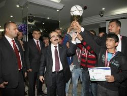 Vali Coş: Mahallenin Yıldızları Çocukların Arkadaşlığını Pekiştirdi