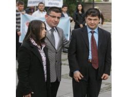 “engelliler Eğitimle Topluma Kazandırılır”