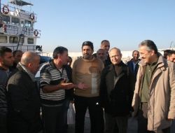 Vali Ayyıldız Misafirlerini Karadeniz'de Balık Avına Çıkardı