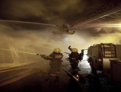 Moskova'daki Meşhur Çerkizovski Pazarı İkinci Kez Yandı