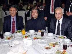 Devlet Erkanı Ehl-i Beyt İftarında Buluştu