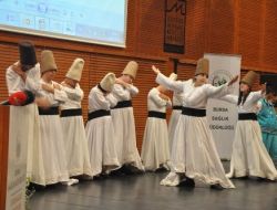 Arınç Engelli Öğrencilerden Sema İzledi