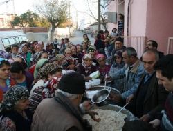 Alevi Vatandaşlar, Köyde Dağıtılan İftar Yemeğinden Memnun Kaldı