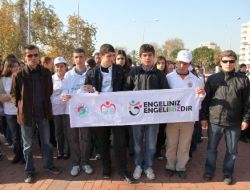 Antalya'da Yarısı Engelli 100 Çocuk Birlikte Tatil Yapıyor