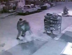 Kapkaççılar Güvenlik Kamerasına Yakalandı