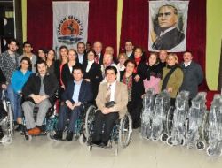 Toplanan Kapaklar 6 Engelli İçin Tekerlekli Sandalye Oldu