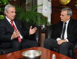 Kemeraltı Esnafı Başkan Kocaoğlu'ndan Destek İstedi