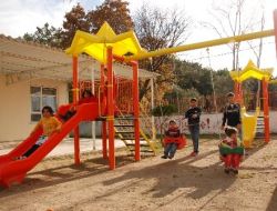 Çanakkale’de Depremzede Çocuklara Oyun Parkı Kuruldu