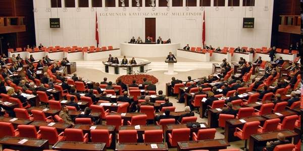 Şike Yasası perşembe günü görüşülecek