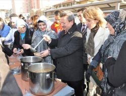 Yozgat’ta Bin 500 Kişiye Aşure Dağıtıldı