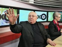 Gorbaçov Seçimlerin İptalini İstedi