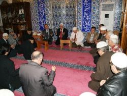 İzmir'de Kerbela Şehitleri Anıldı