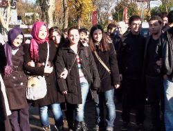 Üniversite Öğrencileri, Erdoğan'a 'Geçmiş Olsun' Dileklerini İletti