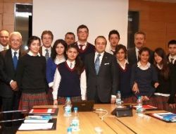 Bakan Bağış Müzakereci Öğrencilerle Görüştü