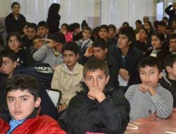 Vali Özcan Çankırı'ya Gelen Valı Öğrencileri Ziyaret Etti