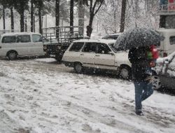 Gülnar'da Kar Yüzünden Okullar Tatil