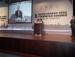 "Bana Yumurta Atan Gençlere Acıyorum"