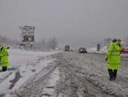 Kar ve Sis Ulaşımı Zorlaştırdı!