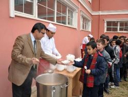 Malatya'da Öğrencilere Aşure İkram Edildi