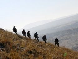 Fotoğrafçılar, Paşabağları'nın Zirvesine Yürüdü