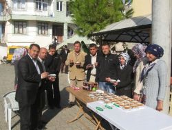 Kuran Kursu Öğrencileri Depremzedeler İçin Aşure Yaptı