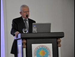 Bingöl Üniversitesi'nde 'Bilimin Işığında Evrim' Konferansı
