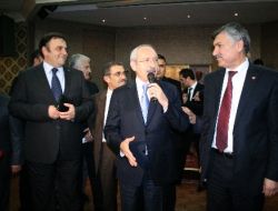 Kılıçdaroğlu, Adana'da Oda Başkanlarıyla Buluştu