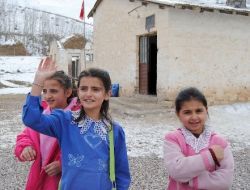 Yüksekova'da Minik Yürekleri Isıtan Anlamlı Destek