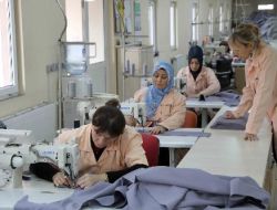 Engelsiz Ellerden 3 Yılda 55 Bin Giyecek