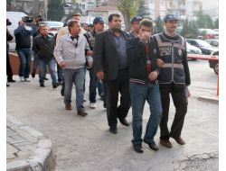 İzmir'deki Elektrik Çetesi..