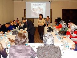 İl Sağlık Müdürlüğü'nden Bebek Ölümlerini Azaltmak Amacıyla Seminer