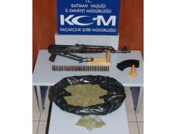 İki Ayrı Operasyonda 10 Kilo Esrar Ele Geçirildi