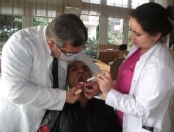 Depremzedelere Ağız Ve Diş Sağlığı Taraması