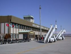 Isparta'da 3 Yıl Aradan Sonra Uçuşlar Başladı, Yolcu Olursa Sefer Sayısı 5'e Çıkacak