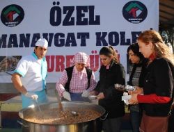Öğrenci, Öğretmen Ve Veliler Aşurede Buluştu