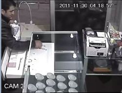 Kuyumcu Hırsızlarını Güvenlik Kamerası Ele Verdi