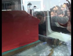 Cenazede ‘Polat Alemdar’ İzdihamı