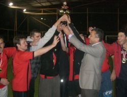 Abitoğlu’nun Yönettiği Futbol Turnuvasının Şampiyonu Ufuk Koleji