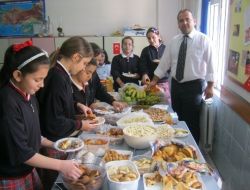 Özçetin: Ülke Kaynaklarını Yerinde İsraf Etmeden Kullanalım